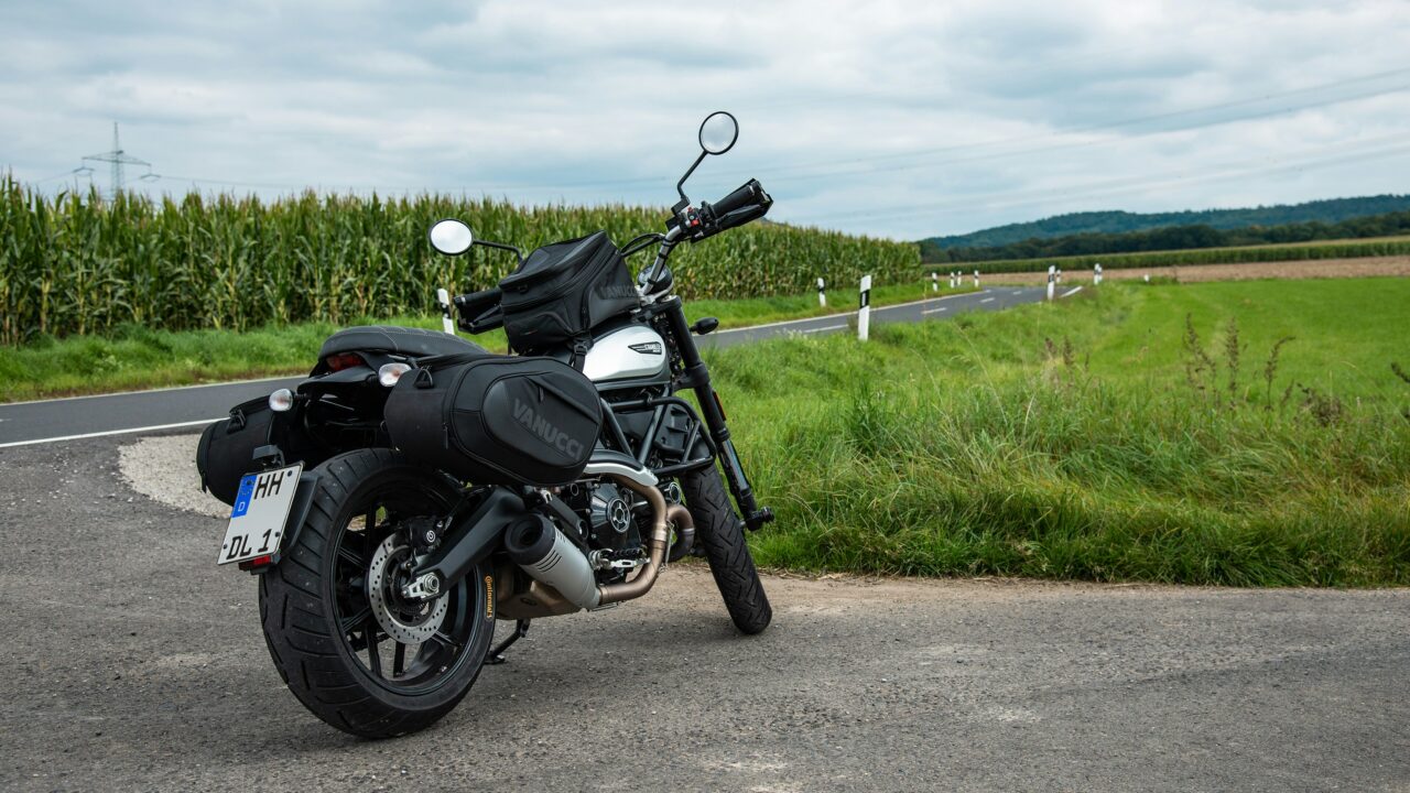 viajar en moto